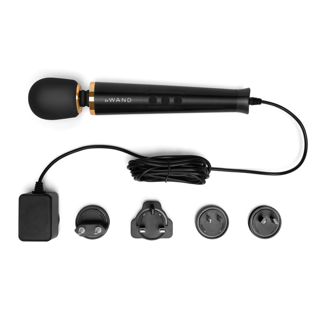 Le Wand Petite Plug-In Massager