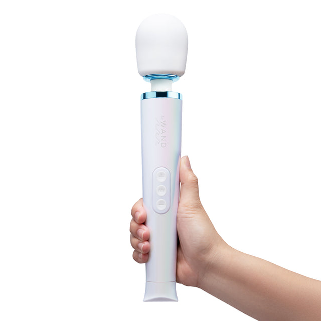 Le Wand Dive Submersible Rechargeable Vibrating Massager