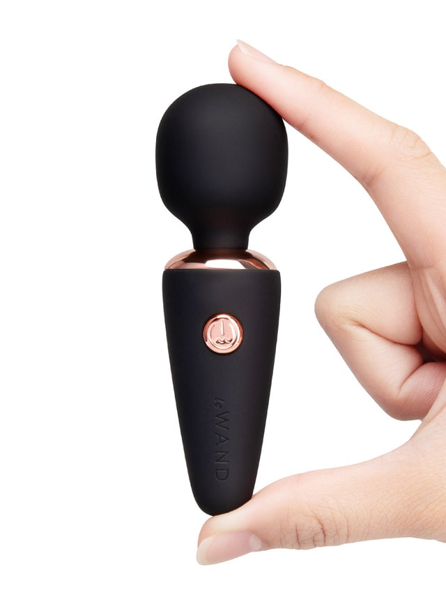 Le Wand Mini Micro Wand Rechargeable Pocket-Size Massager