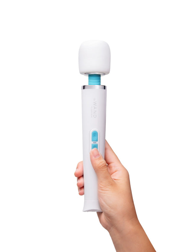 Le Wand Classique Cordless Petite Rechargeable Vibrating Massager