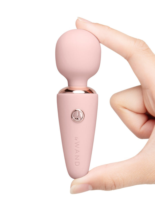 Le Wand Mini Micro Wand Rechargeable Pocket-Size Massager